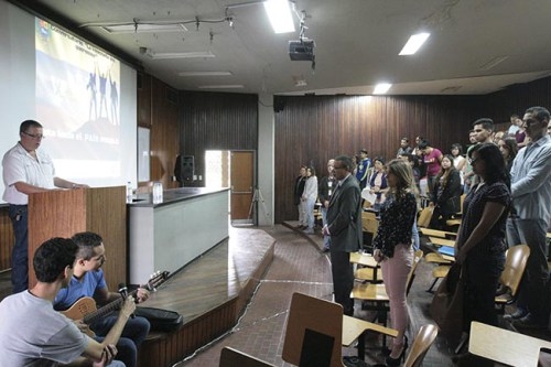 Conversatorio en Facultad de IngenierÃ­a UCV. La Venezuela que queremos. Los estudiantes son la esperanza de un mejor paÃ­s